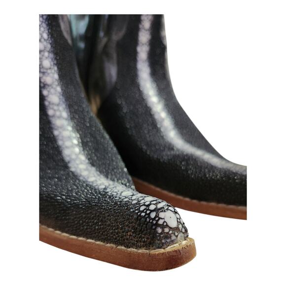 Carreta Exotic Stingray Leather Embroidered Gray Pointed Heel Boots Sz 9.5 - Picture 8 of 10